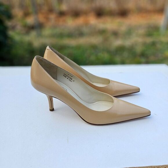 COACH Heel Pumps Dress Shoes, US size 6.5 B. Pristine condition - Picture 2 of 9